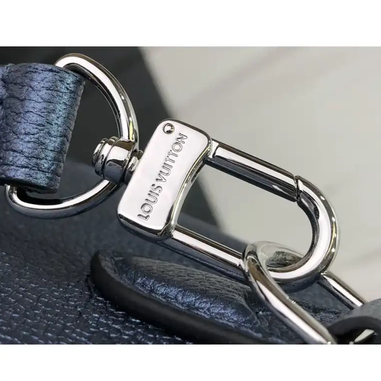 Fashionrepsfam ru 2111FY0066 LV Bags 0723